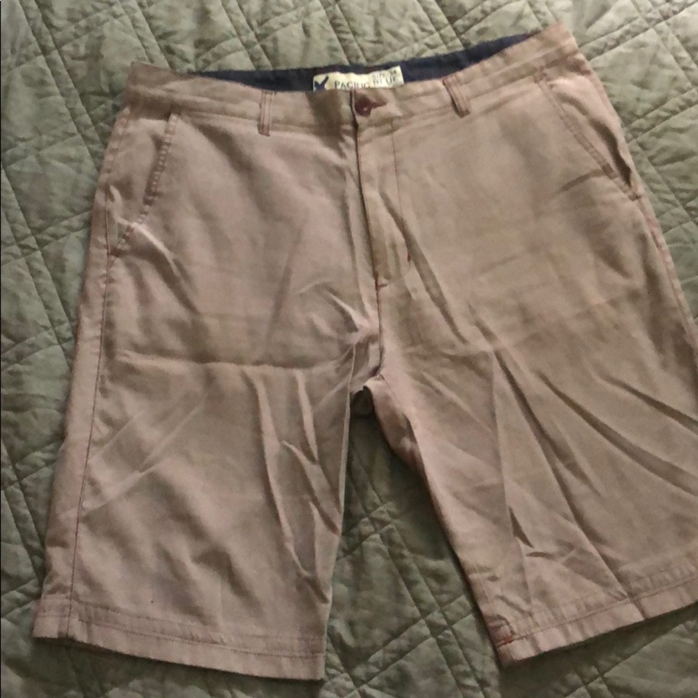 Men’s Shorts Size 34 - by Pacific Blue